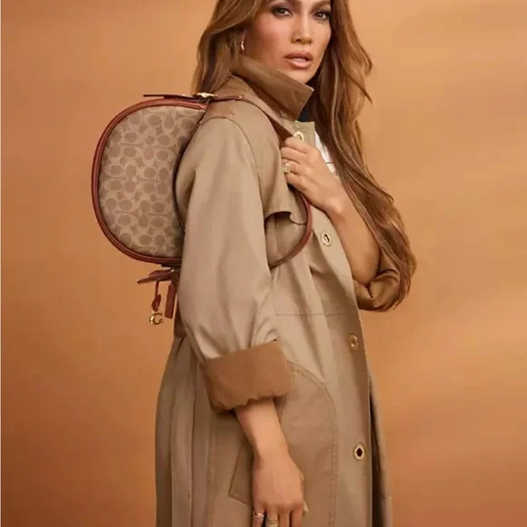 Coach Red and Tan Shoulder Bag - Picture 7 of 12